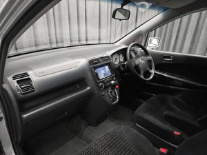 Минивэн Honda Stream 2002 года, 590000 рублей, Красноярск
