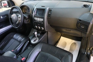 Внедорожник Nissan X-Trail 2010 года, 1099000 рублей, Омск