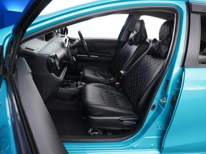 Хетчбэк Toyota Aqua 2018 года, 1278055 рублей, Москва
