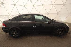 Седан Opel Astra 2008 года, 520000 рублей, Орёл