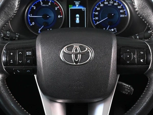 Пикап Toyota Hilux 2016 года, 3329000 рублей, Аксай