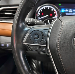 Седан Toyota Camry 2019 года, 2907000 рублей, Красноярск