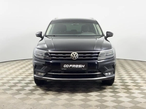 Внедорожник Volkswagen Tiguan 2018 года, 3814900 рублей, Казань