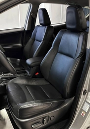 Внедорожник Toyota RAV4 2017 года, 2657000 рублей, Красноярск