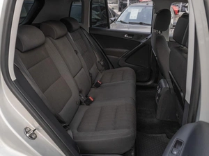 Внедорожник Volkswagen Tiguan 2011 года, 1299000 рублей, Саратов