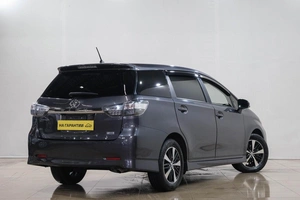 Минивэн Toyota Wish 2014 года, 1699000 рублей, Новокузнецк