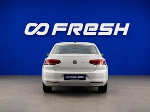 Седан Volkswagen Passat 2018 года, 1598055 рублей, Москва