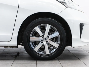 Минивэн Honda Freed 2014 года, 1240000 рублей, Красноярск