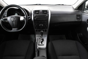 Седан Toyota Corolla 2011 года, 1089000 рублей, Красноярск