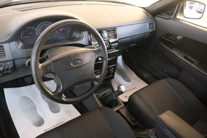 Хетчбэк ВАЗ (LADA) Priora 2011 года, 369000 рублей, Омск