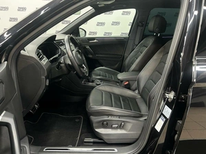 Внедорожник Volkswagen Tiguan 2021 года, 4495000 рублей, Красноярск