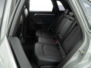 Внедорожник Audi Q3 2024 года, 4249999 рублей, Москва