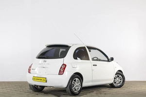 Хетчбэк Nissan March 2002 года, 419000 рублей, Тюмень