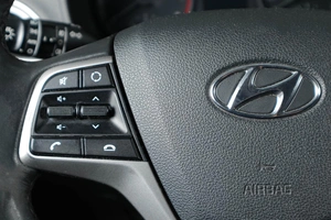 Седан Hyundai Solaris 2019 года, 1169000 рублей, Тюмень