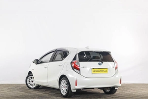 Хетчбэк Toyota Aqua 2017 года, 1339000 рублей, Тюмень