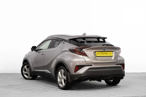 Внедорожник Toyota C-HR 2018 года, 1959000 рублей, Барнаул
