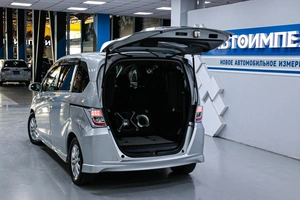 Минивэн Honda Freed 2012 года, 1068000 рублей, Солонцы