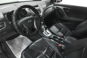 Седан Hyundai Avante 2012 года, 889000 рублей, Новокузнецк