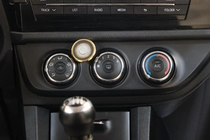 Седан Toyota Corolla 2014 года, 1119000 рублей, Омск