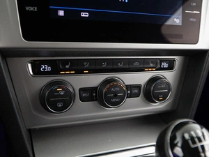 Седан Volkswagen Passat 2019 года, 1719050 рублей, Москва