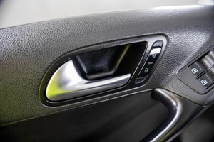 Внедорожник Volkswagen Tiguan 2011 года, 1329000 рублей, Пермь