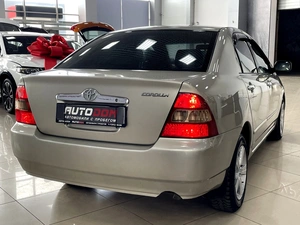 Седан Toyota Corolla 2001 года, 587000 рублей, Солонцы