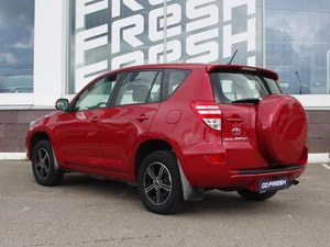 Внедорожник Toyota RAV4 2011 года, 1610000 рублей, Владимир