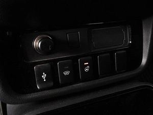 Внедорожник Mitsubishi Outlander 2019 года, 1980000 рублей, Красный Пахарь