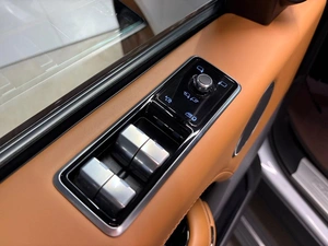 Внедорожник Land Rover Range Rover 2021 года, 8500000 рублей, Павловская Слобода