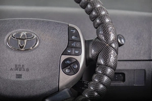 Лифтбек Toyota Prius 2008 года, 899000 рублей, Томск