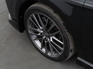 Седан Toyota Camry 2025 года, 5038888 рублей, Москва