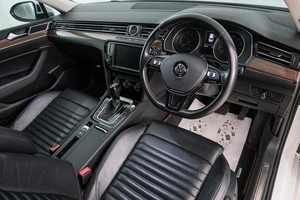Седан Volkswagen Passat 2016 года, 1639000 рублей, Красноярск
