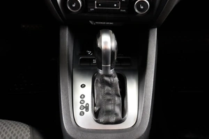 Седан Volkswagen Jetta 2012 года, 889000 рублей, Пермь