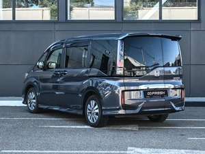 Минивэн Honda Stepwgn Spada 2019 года, 2199000 рублей, Кирилловка