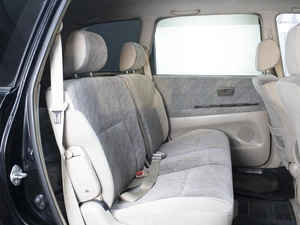 Минивэн Toyota Gaia 1999 года, 560000 рублей, Омск