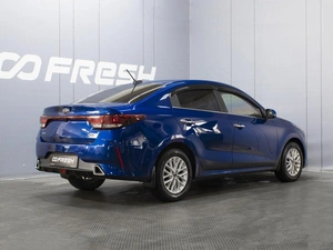 Седан Kia Rio 2021 года, 1750000 рублей, Омск