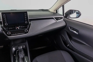 Седан Toyota Corolla 2019 года, 1789000 рублей, Пермь