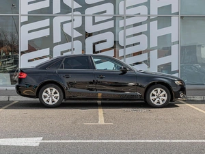 Седан Audi A4 2011 года, 1090000 рублей, Краснодар