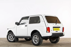 Внедорожник ВАЗ (LADA) 4x4 (Нива) 2018 года, 699000 рублей, Тюмень