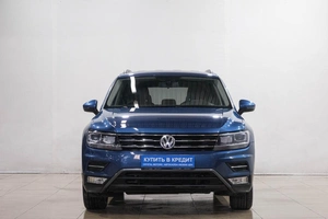 Внедорожник Volkswagen Tiguan 2018 года, 2749000 рублей, Новокузнецк