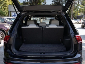 Внедорожник Volkswagen Tiguan L 2020 года, 2800000 рублей, Большой Сочи