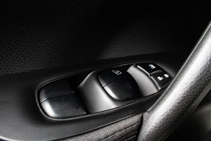 Внедорожник Nissan Qashqai 2017 года, 1789000 рублей, Сургут