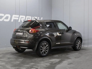 Внедорожник Nissan Juke 2012 года, 1040000 рублей, Омск
