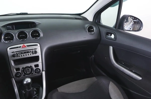 Хетчбэк Peugeot 308 2011 года, 649000 рублей, Пермь