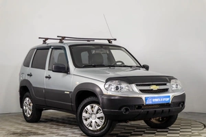 Внедорожник Chevrolet Niva 2015 года, 499000 рублей, Пермь