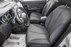 Хетчбэк Nissan Tiida 2008 года, 739000 рублей, Барнаул