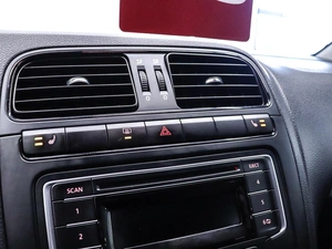 Седан Volkswagen Polo 2014 года, 890000 рублей, Красноярск