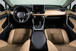 Внедорожник Toyota RAV4 2020 года, 4009000 рублей, Сургут