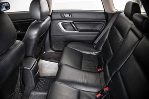 Универсал Subaru Legacy 2006 года, 999000 рублей, Пермь