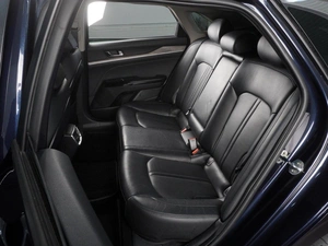 Седан Kia K5 2020 года, 2440000 рублей, Красный Пахарь